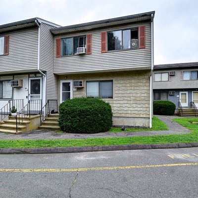 30 Coach Cir #3, Naugatuck, CT 06770