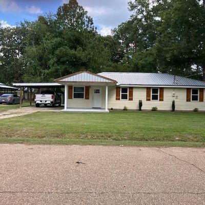 30 Kathman Dr, Madisonville, LA 70447