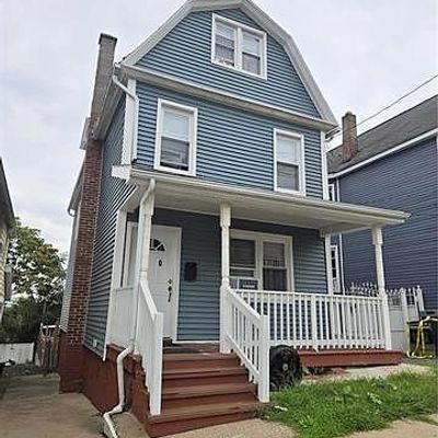 30 Moyallen St, Wilkes Barre, PA 18702