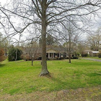 302 Hillview Dr, Dickson, TN 37055