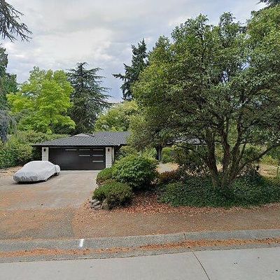 3025 Hunts Point Rd, Hunts Point, WA 98004