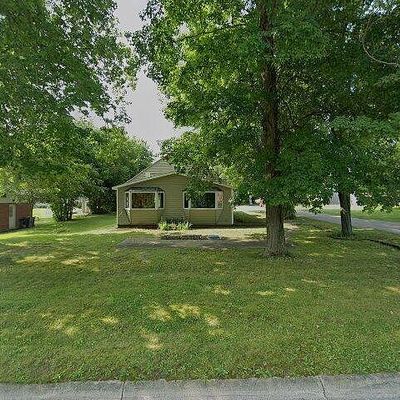 306 Richards St, Buchanan, MI 49107