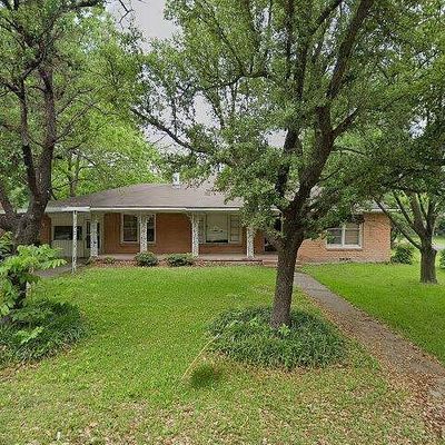 307 E 6 Th St, Kaufman, TX 75142