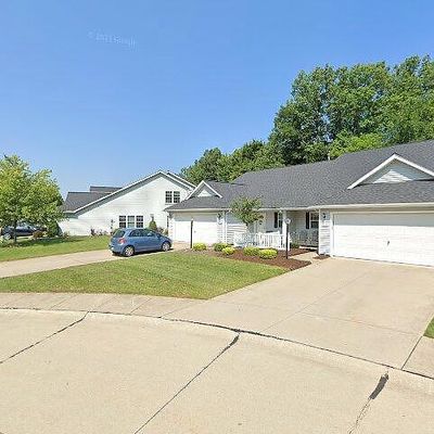 30710 Jasmine Ct # 62 A, North Olmsted, OH 44070