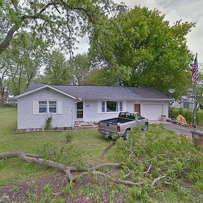 309 Elm St, Loami, IL 62661