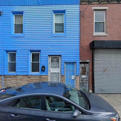 2673 Collins St, Philadelphia, PA 19125