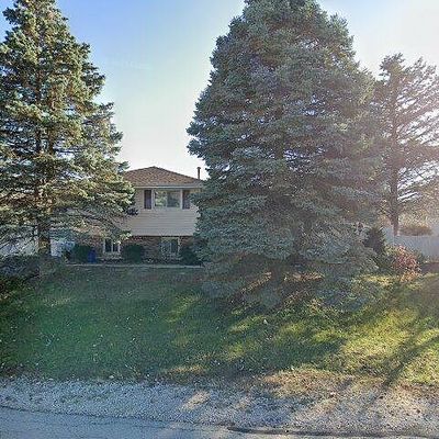 26 W151 Prairie Ave, Wheaton, IL 60187