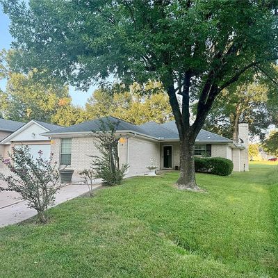 27 Creekside St, Trinity, TX 75862