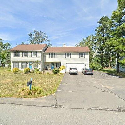 27 Maple Dr, Queensbury, NY 12804