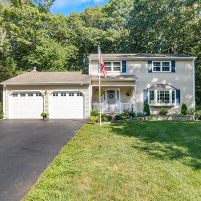 27 Partridge Hollow Rd, Gales Ferry, CT 06335