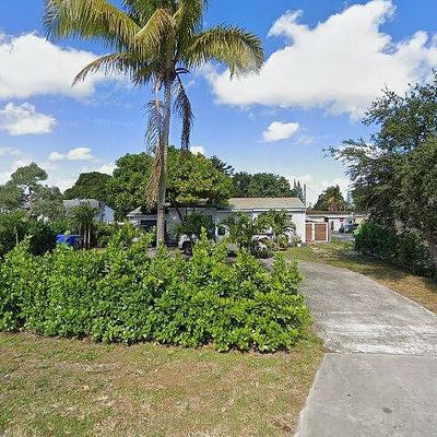 2703 Pierce St, Hollywood, FL 33020