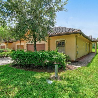 2705 65 Th Dr #105, Vero Beach, FL 32966