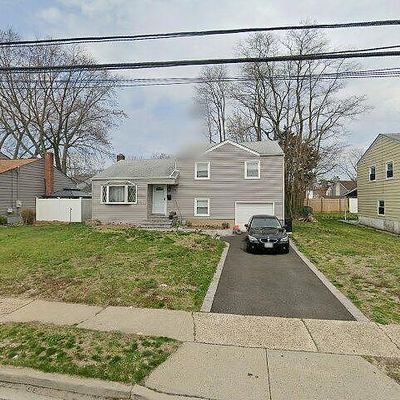 271 Lincoln Ave, Roosevelt, NY 11575