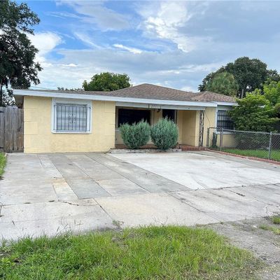 2711 W Douglas St, Tampa, FL 33607