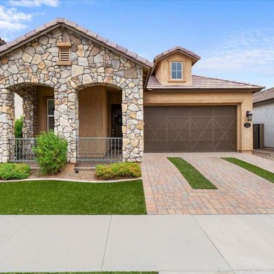 2715 S Labelle, Mesa, AZ 85209