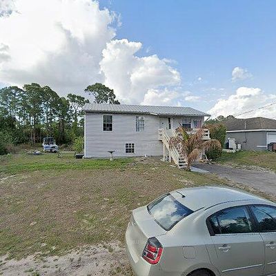 2718 3 Rd St Sw, Lehigh Acres, FL 33976