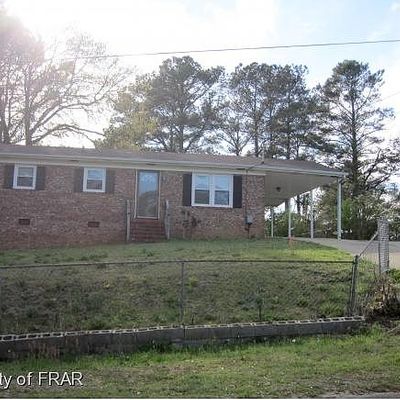 2720 Larry St, Fayetteville, NC 28306