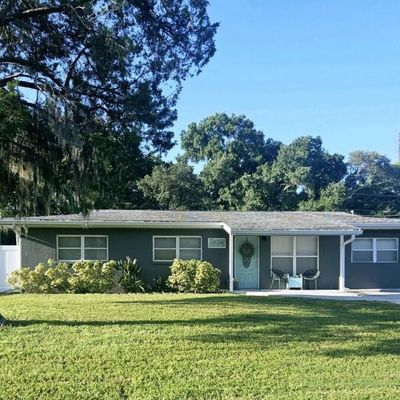 2724 Arlington St, Sarasota, FL 34239