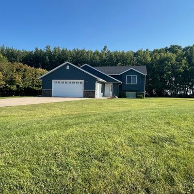 273 Maple Ridge Dr, Henderson, MN 56044