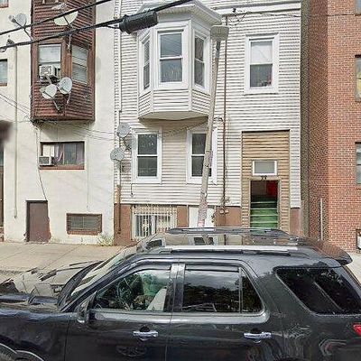 28 Decatur St, East Boston, MA 02128