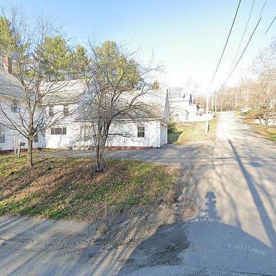 28 Free St, Dexter, ME 04930