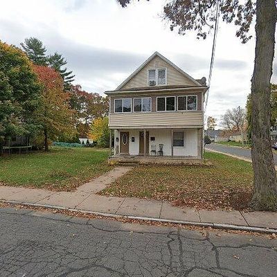 28 Hollister St, Manchester, CT 06042