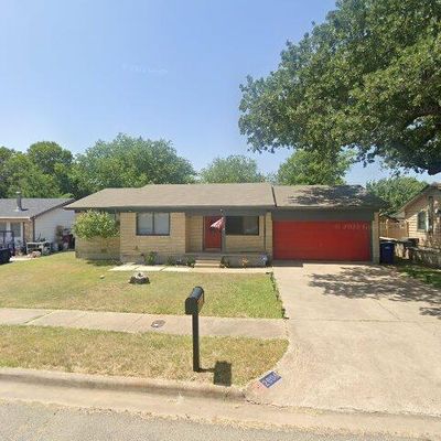 2806 Live Oak Dr, Copperas Cove, TX 76522