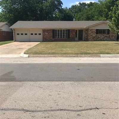 2812 Southgate Dr, Fort Worth, TX 76133