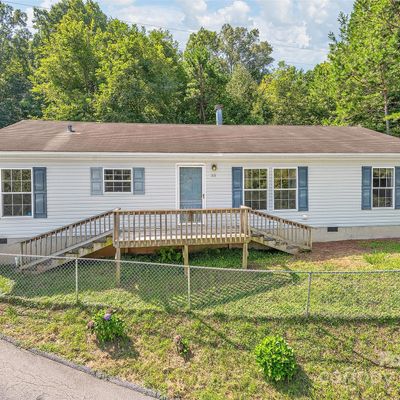 33 Goose Creek Rd, Swannanoa, NC 28778