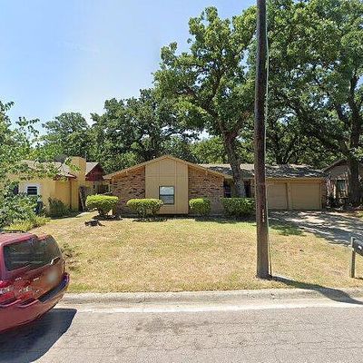 3328 Woodthrush Ln, Denton, TX 76209