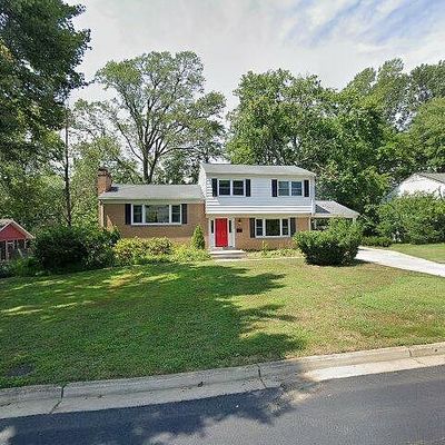 3330 Wilkins Dr, Falls Church, VA 22041