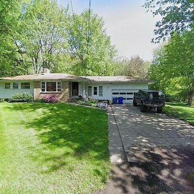 3339 Rose St, Ravenna, OH 44266