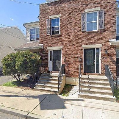 337 Summit St, Camden, NJ 08102