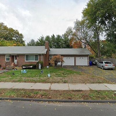 34 36 Woodbridge Ave, East Hartford, CT 06108