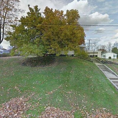 349 W Chestnut St, Lisbon, OH 44432