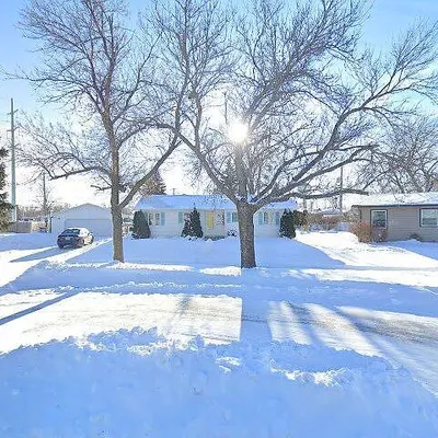 351 Cedar Ln, West Fargo, ND 58078