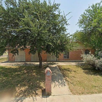 353 E Dakota, Laredo, TX 78041