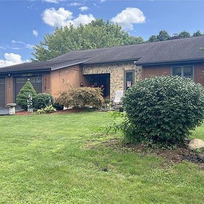 3536 Temple Ct, Bethlehem, PA 18020