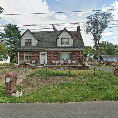 36 Ormond Ave, Ewing, NJ 08638