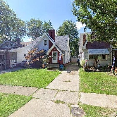 3612 Lloyd Rd, Cleveland, OH 44111