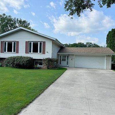 312 Meadow Ln, Deforest, WI 53532