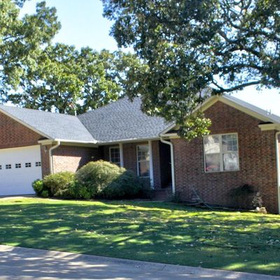 312 Live Oak Dr, Searcy, AR 72143