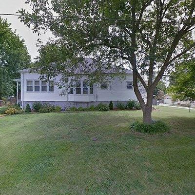 312 N Taft St, West Frankfort, IL 62896