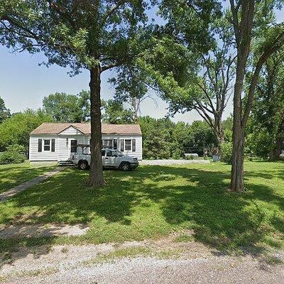 31708 E Sun Down Valley Rd, Buckner, MO 64016