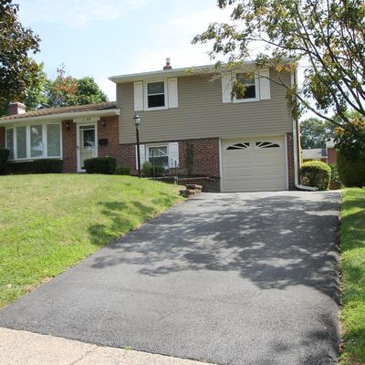 319 S Bobbin Mill Ln, Broomall, PA 19008