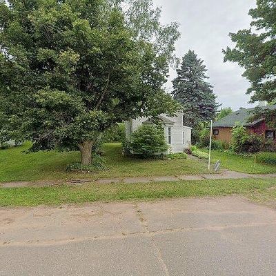 319 W Pine St, Washburn, WI 54891