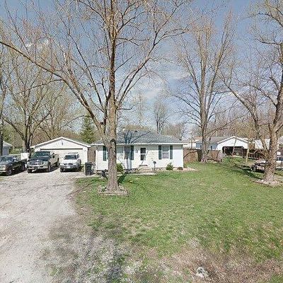 32 W Westway Dr, Decatur, IL 62522