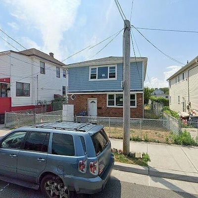 321 Beach 46 Th St, Far Rockaway, NY 11691