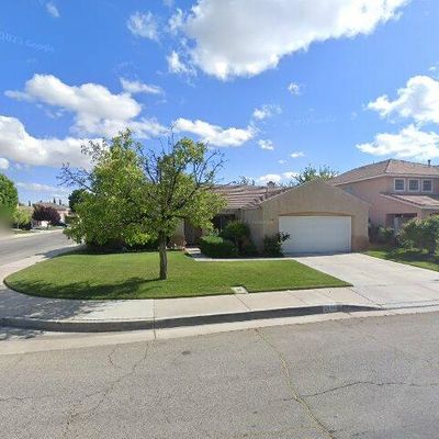 3230 W Avenue J4, Lancaster, CA 93536