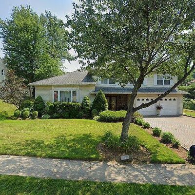 324 Vreeland Ave, Leonia, NJ 07605